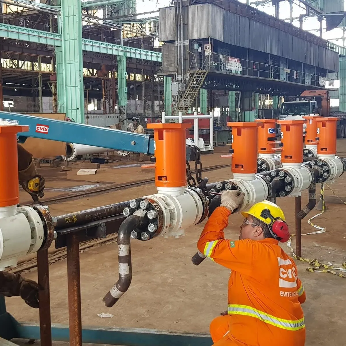 Montagem de equipamentos industriais